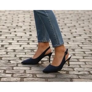 Divanne Women's Slingback Kitten Heel Dark Navy Denim Size 6.